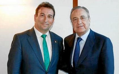 López Catalán: "Florentino estaba indignado por el Barça-PSG" López Catalán: "Florentino estaba indignado por el Barça-PSG"