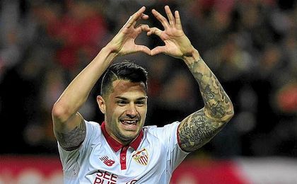 Vitolo celebra un gol con el Sevilla esta temporada. Vitolo celebra un gol con el Sevilla esta temporada.