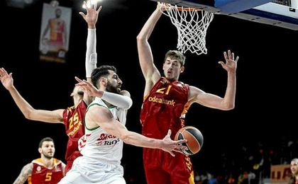 Baskonia pasó por encima del Galatasaray en Estambul. Baskonia pasó por encima del Galatasaray en Estambul.