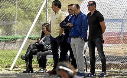 Arias, con Castro, los Del Nido. Arias, con Castro, los Del Nido.