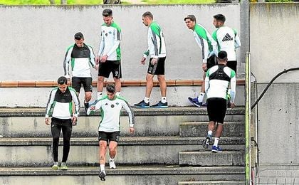 De lo que el Betis sea capaz de mostrar, dependerá que la atención se traslade a la grada del Villamarín o no. De lo que el Betis sea capaz de mostrar, dependerá que la atención se traslade a la grada del Villamarín o no.