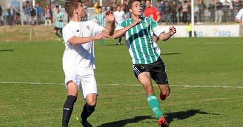 Al Sevilla se le escapa el título tras el 'favor' del Betis, tercero Al Sevilla se le escapa el título tras el 'favor' del Betis, tercero