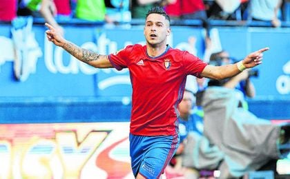 Sergio León lleva 10 goles en 27 partidos con Osasuna. Sergio León lleva 10 goles en 27 partidos con Osasuna.