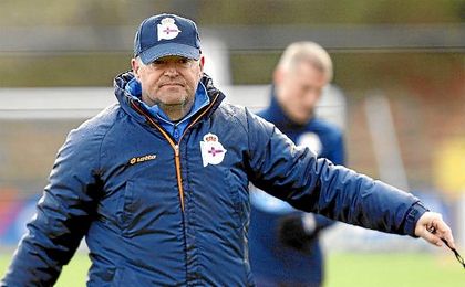 Pepe Mel, durante un entrenamiento del Deportivo. Pepe Mel, durante un entrenamiento del Deportivo.