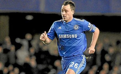 Debutó en 1998 con el Chelsea. Debutó en 1998 con el Chelsea.