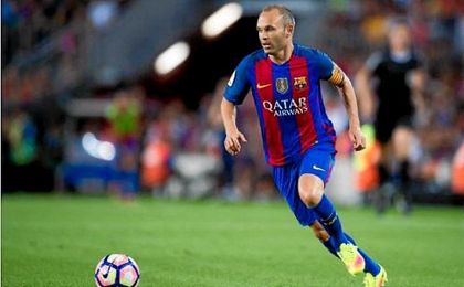 Iniesta: "Con los años el Clásico se vive de forma distinta pero es especial" Iniesta: "Con los años el Clásico se vive de forma distinta pero es especial"