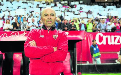 Sampaoli redunda en el mensaje de que sólo importa el presente. Sampaoli redunda en el mensaje de que sólo importa el presente.