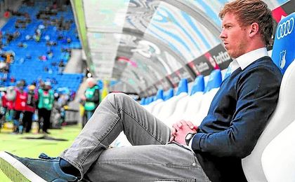 Nagelsmann (23-07-87) abandonó el fútbol a los 20 años y comenzó una meteórica carrera como técnico. Nagelsmann (23-07-87) abandonó el fútbol a los 20 años y comenzó una meteórica carrera como técnico.