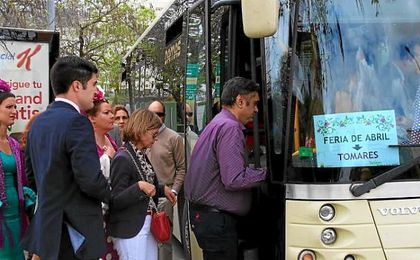 Tomares pone en marcha el autobús especial para la Feria de Sevilla Tomares pone en marcha el autobús especial para la Feria de Sevilla