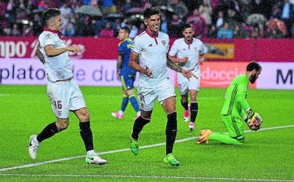 Correa abrió el camino del triunfo ante el Celta el jueves. Correa abrió el camino del triunfo ante el Celta el jueves.