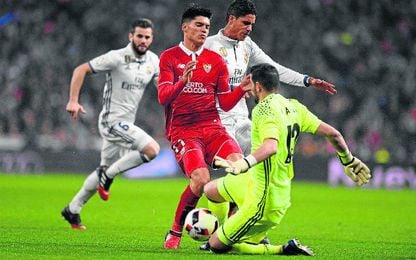 Correa no estuvo acertado en la visita copera al Bernabéu. Correa no estuvo acertado en la visita copera al Bernabéu.