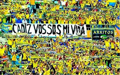 Traslado masivo para apoyar al Cádiz en Sevilla. Traslado masivo para apoyar al Cádiz en Sevilla.