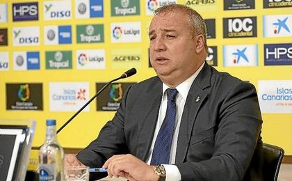 El presidente de Las Palmas ha desvelado los detalles de la negociación con Setién. El presidente de Las Palmas ha desvelado los detalles de la negociación con Setién.
