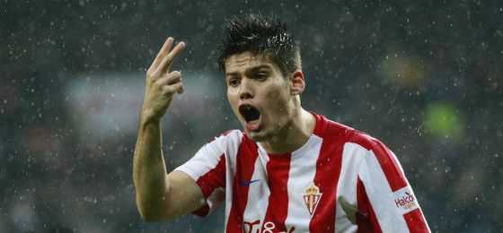 Torrecilla reconoce que el Betis sigue a Meré. Torrecilla reconoce que el Betis sigue a Meré.
