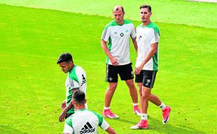 El Betis tratará de rescindir a Nahuel (girado) y Zozulia; Álex Alegría, cedido ya al Levante. El Betis tratará de rescindir a Nahuel (girado) y Zozulia; Álex Alegría, cedido ya al Levante.
