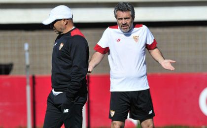 Lillo, en su etapa como parte del cuerpo técnico del Sevilla FC Lillo, en su etapa como parte del cuerpo técnico del Sevilla FC