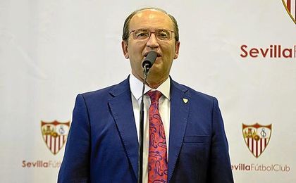 José Castro habla sobre N'Zonzi, Jovetic, Bacca... José Castro habla sobre N'Zonzi, Jovetic, Bacca...