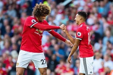 Rashford y Fellaini alargan la racha del Manchester United Rashford y Fellaini alargan la racha del Manchester United