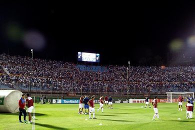 Uruguay realizará un llamado para reconstruir el emblemático estadio Centenario Uruguay realizará un llamado para reconstruir el emblemático estadio Centenario