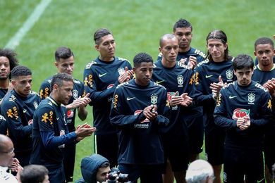 Tite anuncia que Willian será titular y Coutinho va al banquillo Tite anuncia que Willian será titular y Coutinho va al banquillo