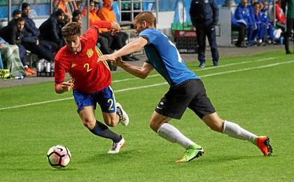 El sevillista David Carmona en el encuentro ante Estonia. El sevillista David Carmona en el encuentro ante Estonia.