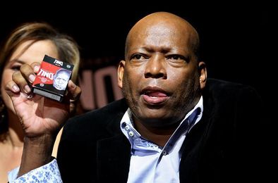 Asprilla dice que Messi juega con "burros" en la selección argentina Asprilla dice que Messi juega con "burros" en la selección argentina