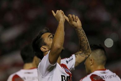River derrotó con autoridad a Banfield y comparte el liderato con Vélez River derrotó con autoridad a Banfield y comparte el liderato con Vélez