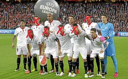 Estos fueron los once futbolistas que salieron de inicio en la final de la Europa League; siguen cinco Estos fueron los once futbolistas que salieron de inicio en la final de la Europa League; siguen cinco