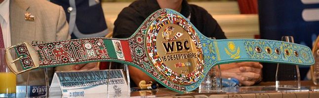 Golovkin y Álvarez tienen en común a los preparadores mexicanos que los dirigen Golovkin y Álvarez tienen en común a los preparadores mexicanos que los dirigen