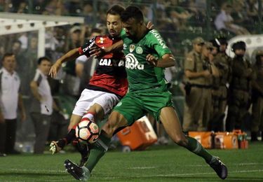 Doce equipos de cinco países disputarán seis cupos a los cuartos de final Doce equipos de cinco países disputarán seis cupos a los cuartos de final