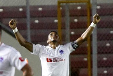 Honduras no contará con el delantero Carlo Costly ante Costa Rica y México Honduras no contará con el delantero Carlo Costly ante Costa Rica y México
