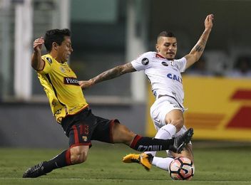 0-1. Barcelona pasa a semifinales con un triunfo caliente en feudo del Santos 0-1. Barcelona pasa a semifinales con un triunfo caliente en feudo del Santos