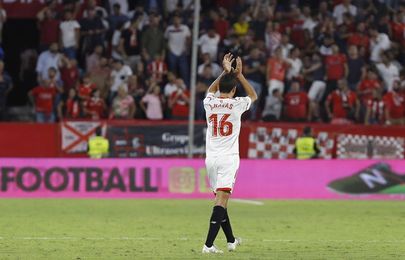 Jesús Navas: 400 partidos para el niño que "va a batir todos los récords" Jesús Navas: 400 partidos para el niño que "va a batir todos los récords"