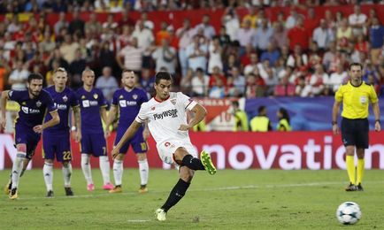 Ben Yedder, el pequeño y risueño artillero, se consagra en la ´Champions´ Ben Yedder, el pequeño y risueño artillero, se consagra en la ´Champions´