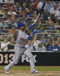 2-1. Bautista remolca el triunfo de los Azulejos sobre los Yanquis 2-1. Bautista remolca el triunfo de los Azulejos sobre los Yanquis