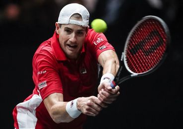 Isner arrolla al argentino Mayer y podría ser el rival de Nadal en cuartos Isner arrolla al argentino Mayer y podría ser el rival de Nadal en cuartos