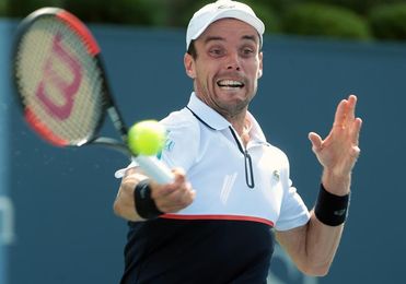 Bautista cae ante el correoso Dimitrov en los cuartos del Abierto de China Bautista cae ante el correoso Dimitrov en los cuartos del Abierto de China