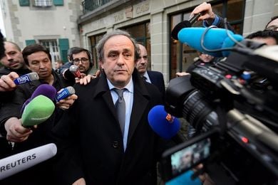 Platini, en el ecuador de su sanción Platini, en el ecuador de su sanción