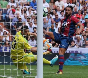 Iván López se rompe el ligamento cruzado de la rodilla izquierda Iván López se rompe el ligamento cruzado de la rodilla izquierda