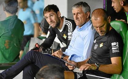 Setién, anoche en el partido ante el Valencia. Setién, anoche en el partido ante el Valencia.