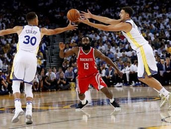 121-122. Tucker y los Rockets frustran la celebración de los Warriors como campeones 121-122. Tucker y los Rockets frustran la celebración de los Warriors como campeones