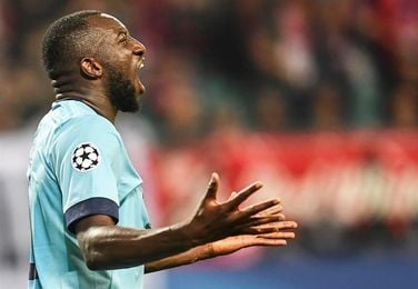 El Oporto busca mantener el liderato de la Liga ante el Paços de Ferreira El Oporto busca mantener el liderato de la Liga ante el Paços de Ferreira
