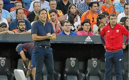 Berizzo volvió a demostrar una nula capacidad de reacción desde la banda de Mestalla. Berizzo volvió a demostrar una nula capacidad de reacción desde la banda de Mestalla.