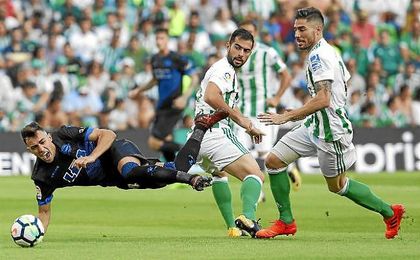 Javi García, en un lance del partido ante el Alavés. Javi García, en un lance del partido ante el Alavés.