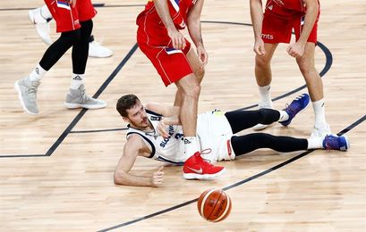 112-108. Dragic da primer triunfo en su campo a los Heat 112-108. Dragic da primer triunfo en su campo a los Heat