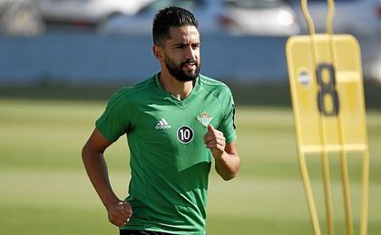 El artista Boudebouz ya tiene apodo. El artista Boudebouz ya tiene apodo.
