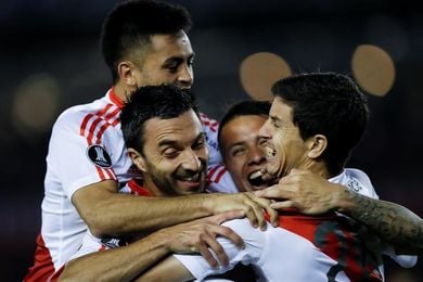 El Deportivo Morón, de la segunda división, llega a las semifinales y jugará ante River Plate El Deportivo Morón, de la segunda división, llega a las semifinales y jugará ante River Plate