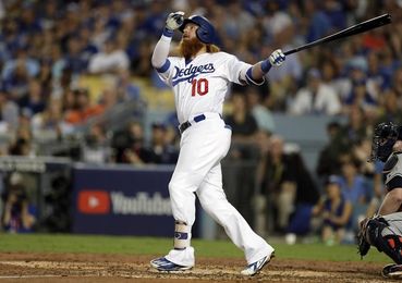 3-1. Kershaw luce solido y los Dodgers toman ventaja ante los Astros en la Serie Mundial de Béisbol 3-1. Kershaw luce solido y los Dodgers toman ventaja ante los Astros en la Serie Mundial de Béisbol
