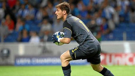 Iker Casillas se enzarza con los medios Iker Casillas se enzarza con los medios