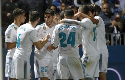 Dos penaltis dan el triunfo al Real Madrid y Las Palmas sentencia al Deportivo Dos penaltis dan el triunfo al Real Madrid y Las Palmas sentencia al Deportivo